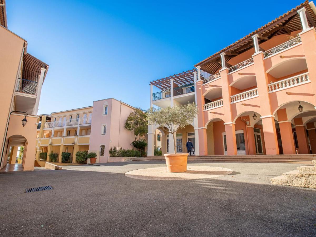 Apartment Village Cap Esterel - L'Esquinade-31 By Interhome Saint-Raphaël Exteriör bild
