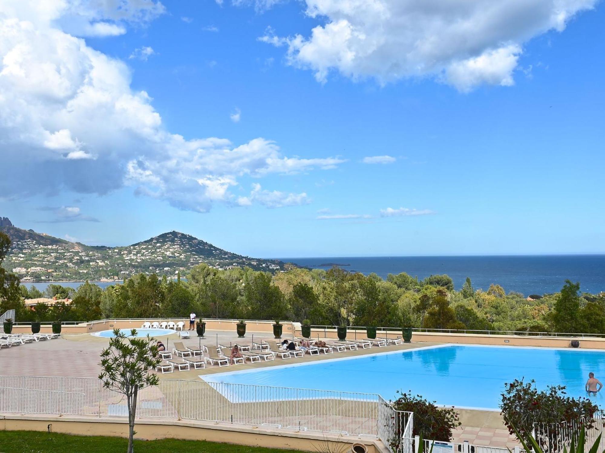 Apartment Village Cap Esterel - L'Esquinade-31 By Interhome Saint-Raphaël Exteriör bild