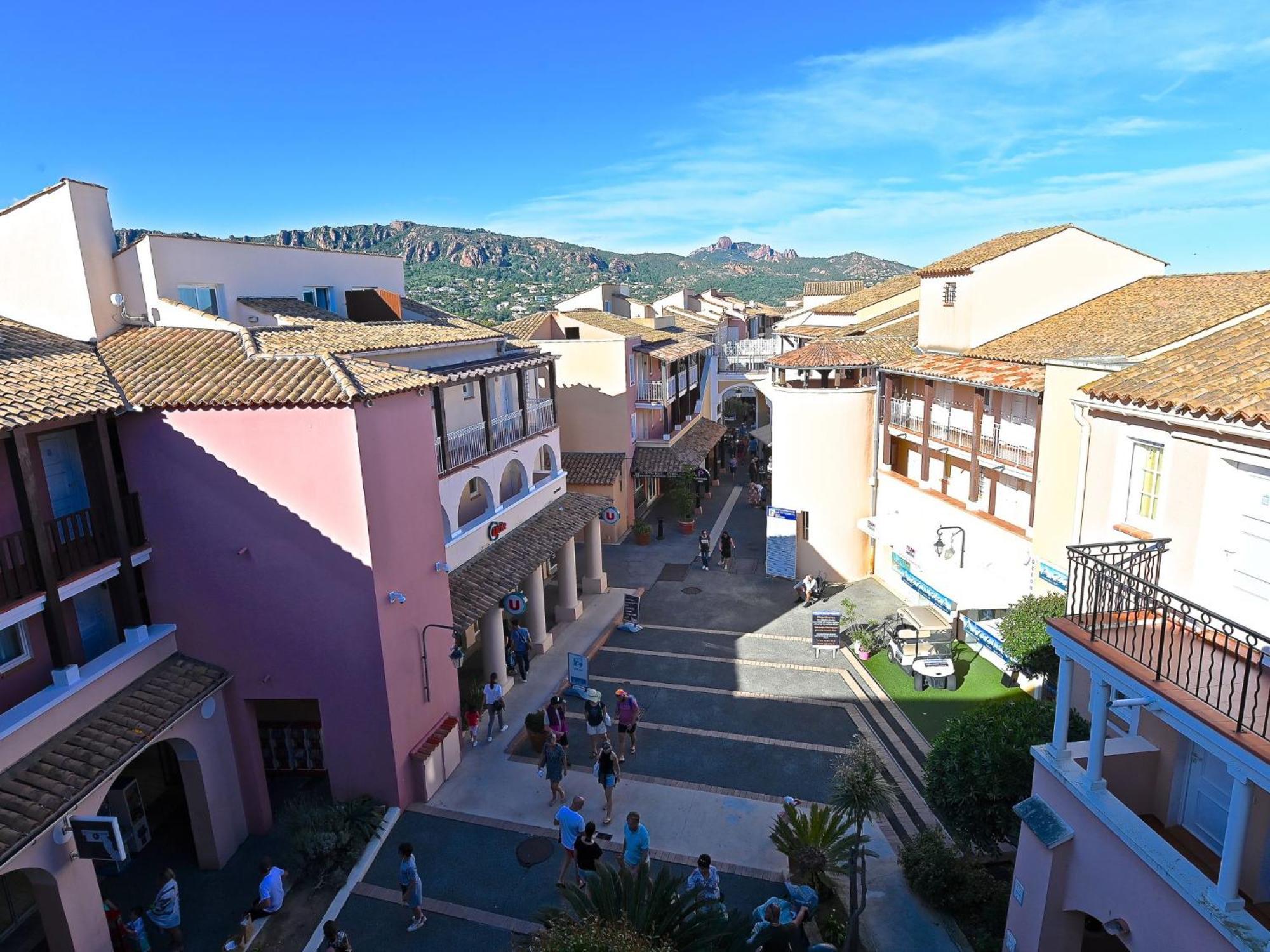 Apartment Village Cap Esterel - L'Esquinade-31 By Interhome Saint-Raphaël Exteriör bild